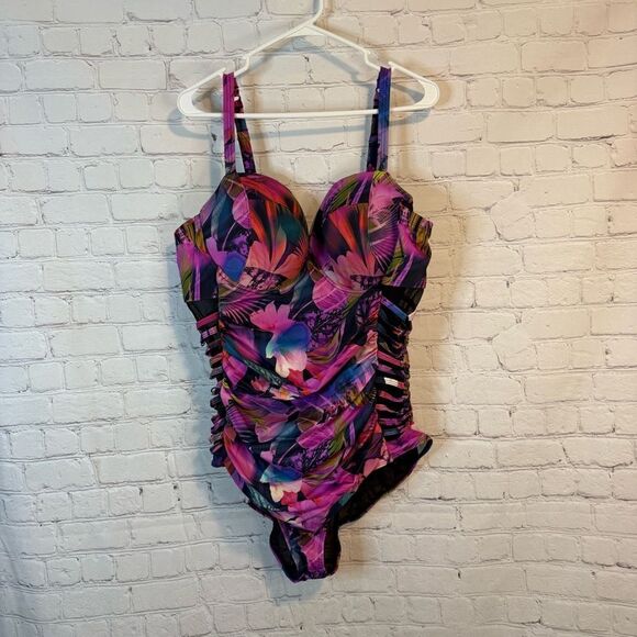 torrid Other - Women’s Floral Ruched One-Piece Swimsuit - Purple Mix
